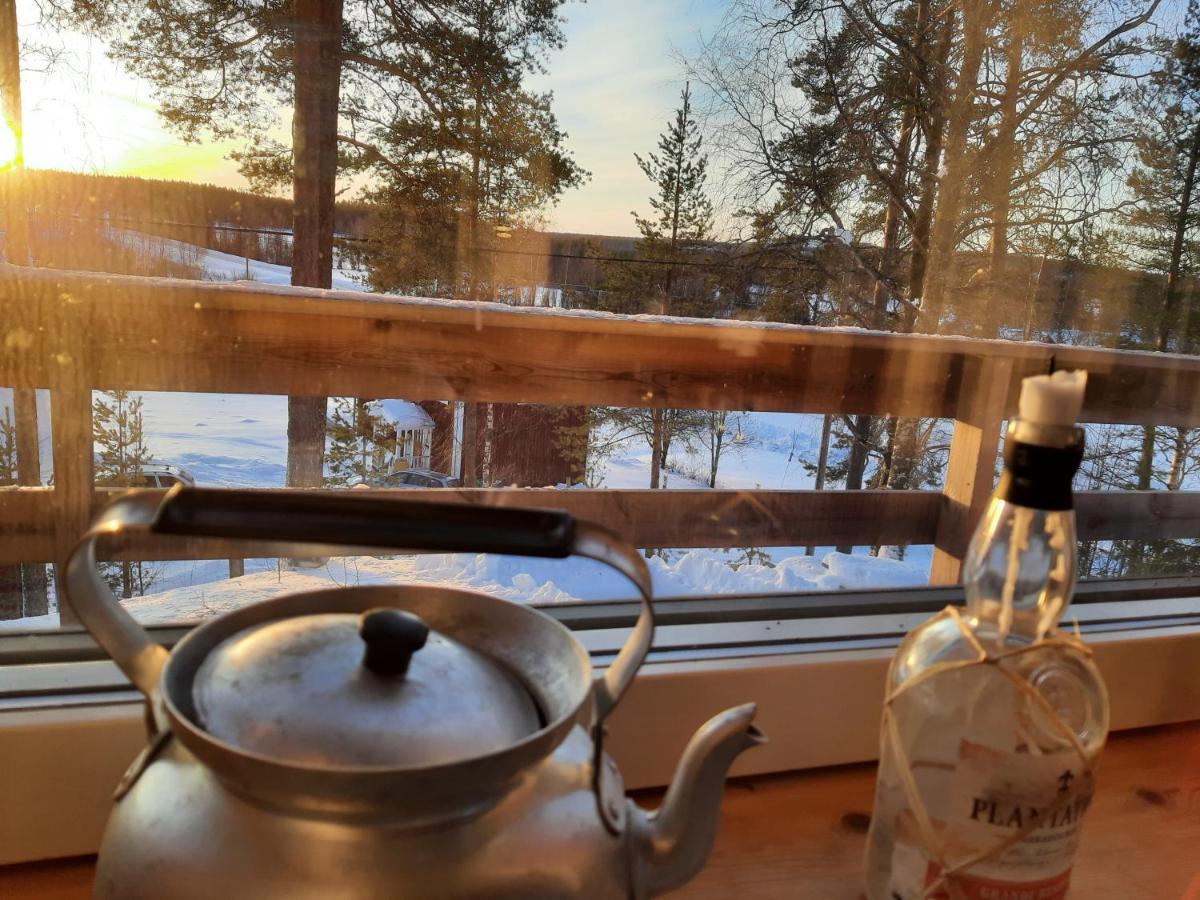 Kalix Riverside Inn, Farm Timbering المظهر الخارجي الصورة