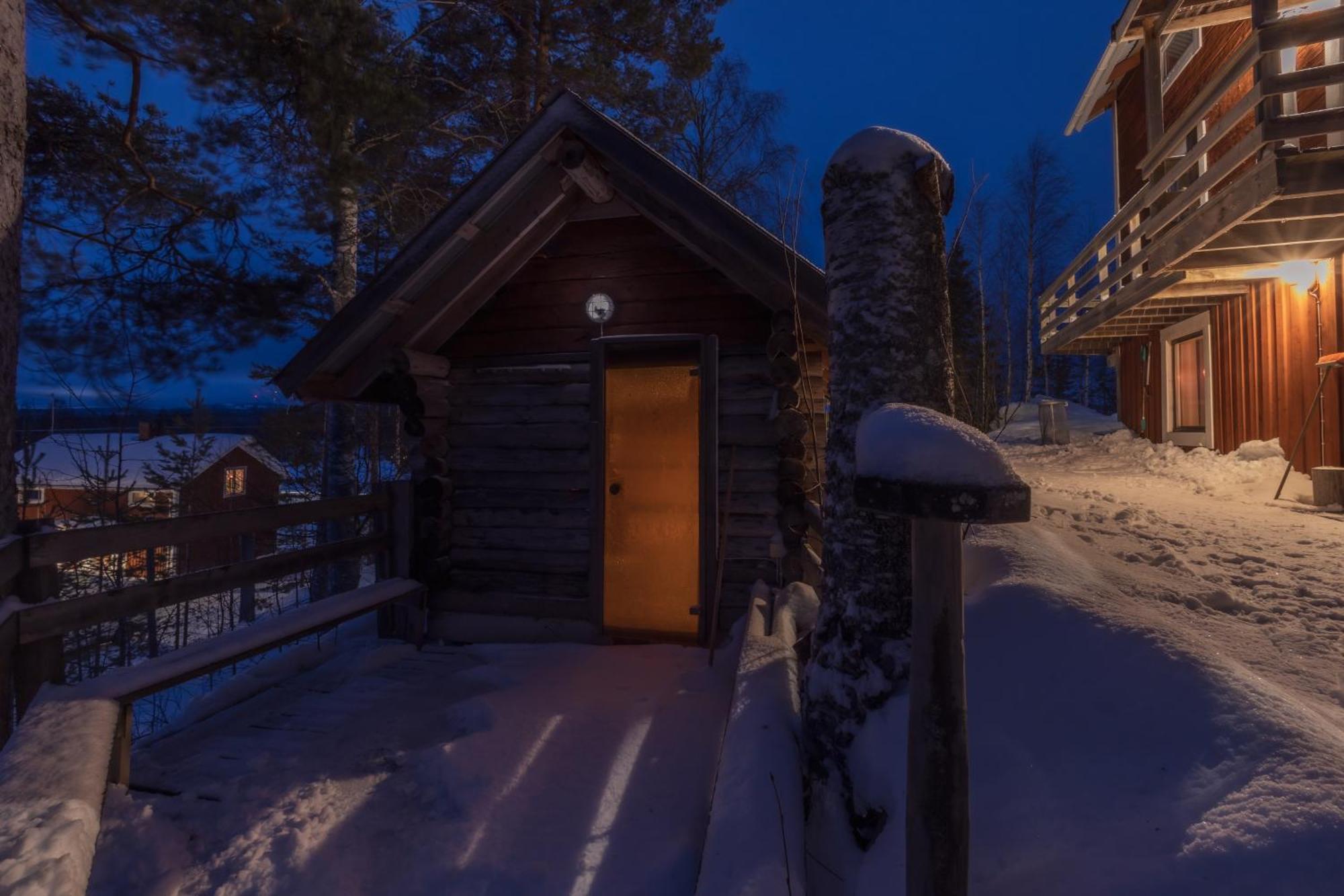 Kalix Riverside Inn, Farm Timbering المظهر الخارجي الصورة